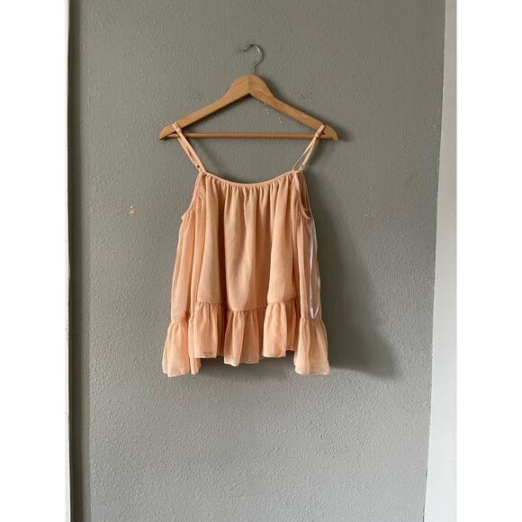 Lovers + Friends Cold Shoulders Top - Picture 3 of 6